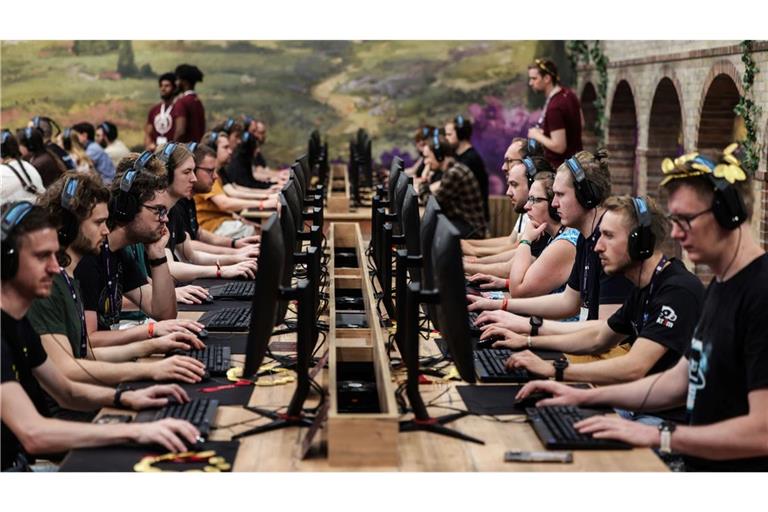 Bei der Gamescom 2025 testeten zahlreiche Messebesucher das neue Strategiespiel "Anno 117", eine Römisches-Reich-Version des in Deutschland entwickelten Klassikers "Anno 1800". (Archivbild)