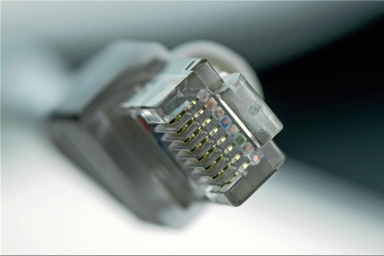 Bei der Gemeinderatssitzung wurde noch nicht entschieden, welcher Anbieter den Breitbandausbau in Burgstetten übernehmen soll. Symbolbild: Fotocitizen/Pixabay 
