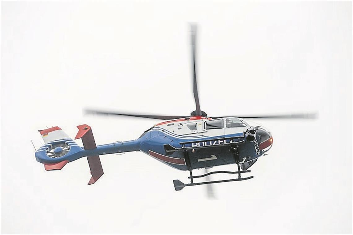 Bei der Suche nach einem Vermissten aus einem Murrhardter Seniorenheim kam auch ein Polizeihubschrauber zum Einsatz. Foto: B. Nolte/stock.adobe.com 