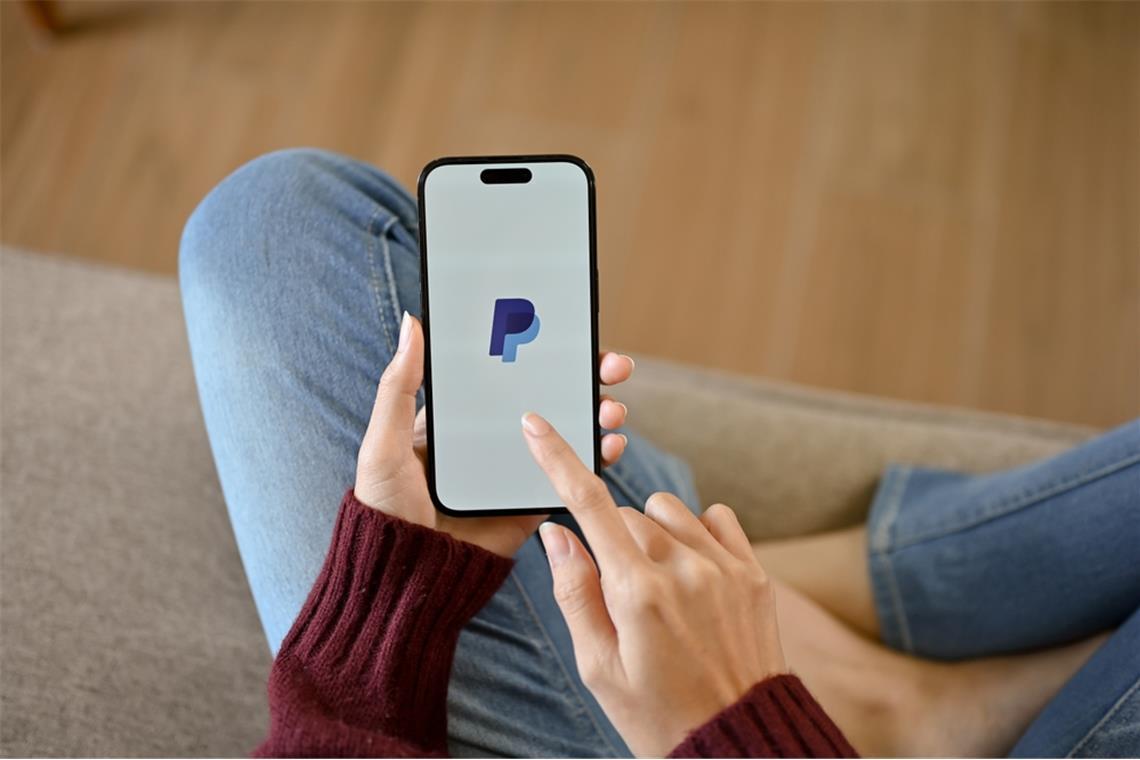 PayPal will angeblich Identität bestätigen Bei dieser Mail sollten Sie vorsichtig sein.