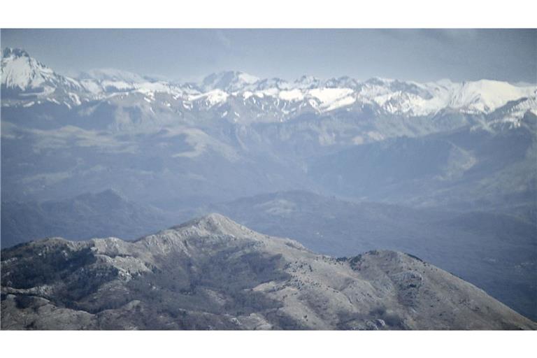 Bei einem Absturz aus einem Sessellift im Norden von Montenegro ist ein Deutscher ums Leben gekommen (Archivbild).