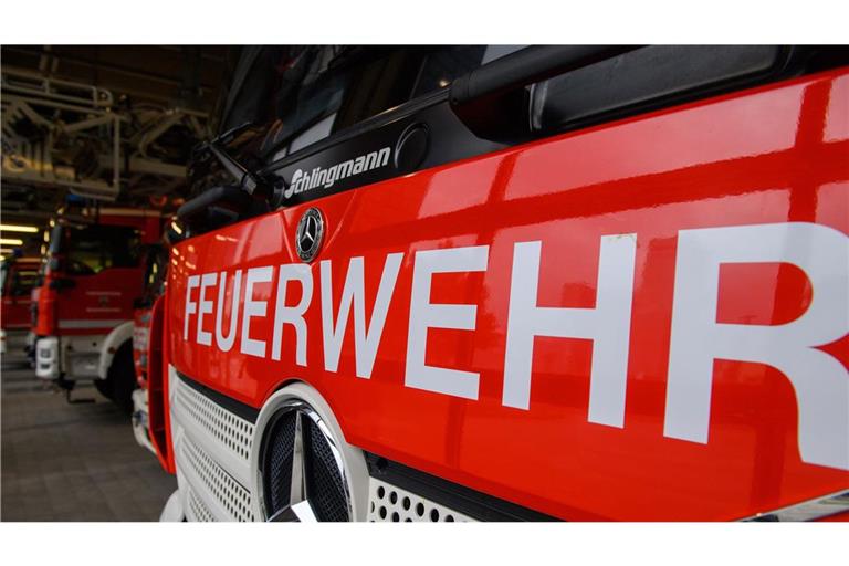 Bei einem Feuer in dem zum Camper ausgebauten Kleintransporters war das Kind ums Leben gekommen. (Symbolbild)