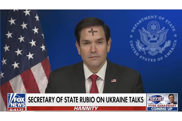 Bei einem Interview mit Fox News verwunderte der Auftritt des US-Außenministers Marco Rubio.