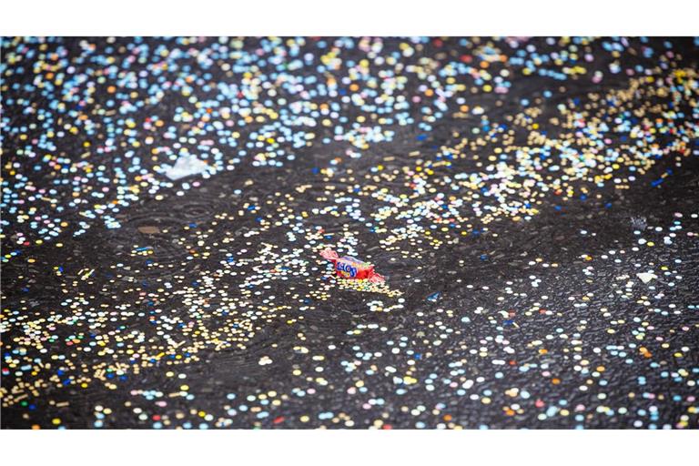 Bei einem Karnevalsumzug wurden drei Männer verletzt.