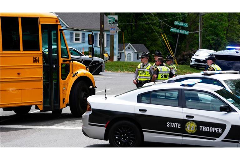 Bei einem Schusswechsel in einem Park in North Carolina sind zwei Jugendliche getötet und fünf weitere verletzt worden.