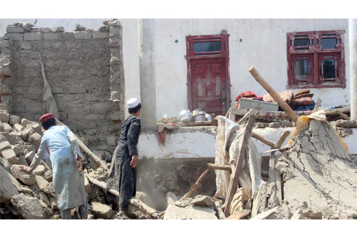 Mehr als 800 Tote bei schwerem Erdbeben in Afghanistan Bei einem schweren Erdbeben in Afghanistan sind nach Angaben der Taliban-Regierung mehr als 800 Menschen ums Leben gekommen. (Archivbild)