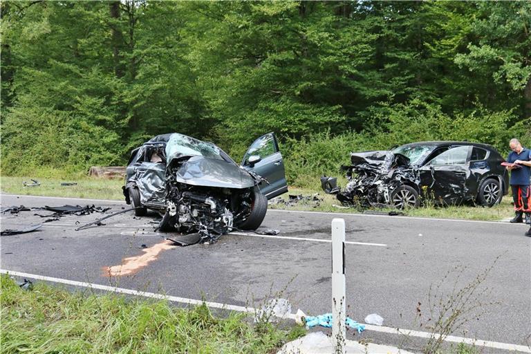 Bei einem schweren Unfall auf der B328 bei Großbottwar starben im August zwei Menschen. Archivbild: 7aktuell.de/Kevin Lermer 