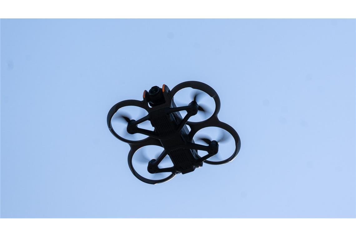 Bundesregierung will Waffeneinsatz gegen Drohnen erlauben Bei großen Gefahren soll die Bundeswehr nun unbemannte Luftfahrzeuge abschießen dürfen. (Symbolbild)