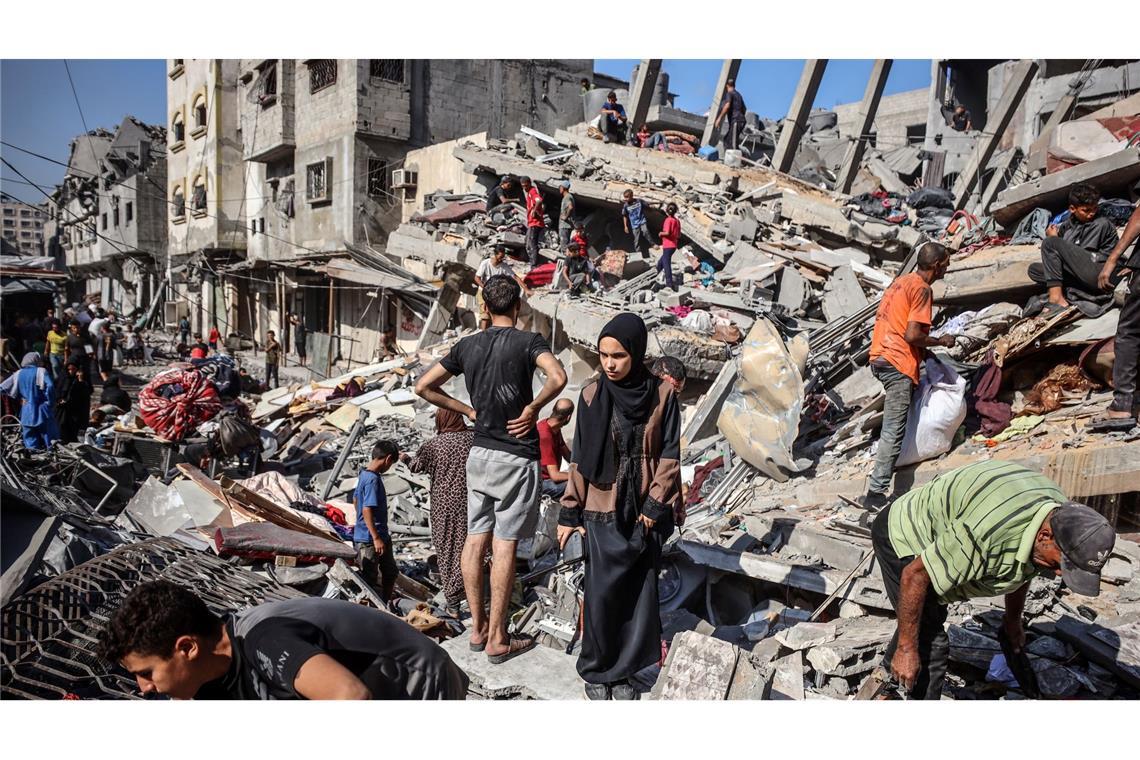 Palästinenser: Wieder Tote bei Angriffen Israels in Gaza Bei israelischen Angriffen im Gazastreifen starben nach Angaben aus medizinischen Kreisen mindestens 50 Menschen.