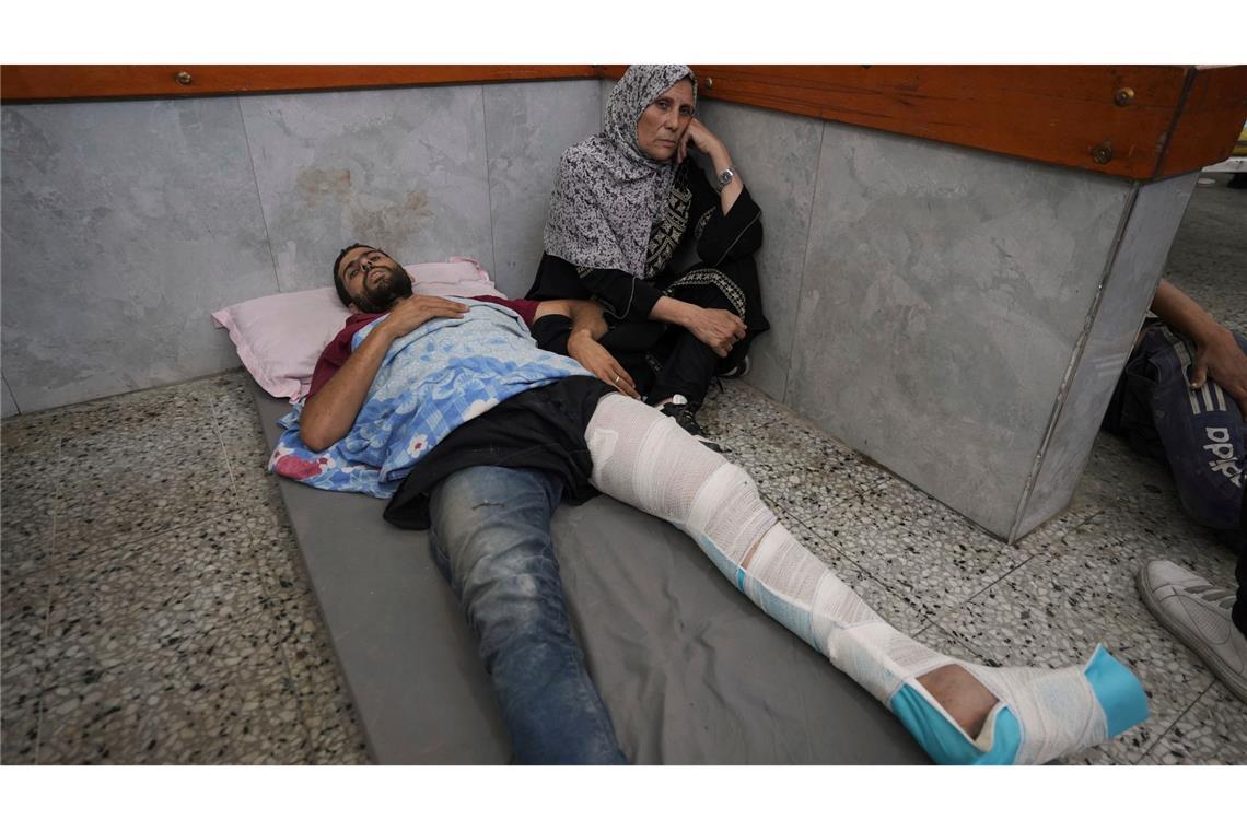 Hamas reagiert positiv auf Vorschlag für neue Waffenruhe Bei israelischen Angriffen im Gazastreifen werden noch immer täglich Menschen getötet und verletzt.