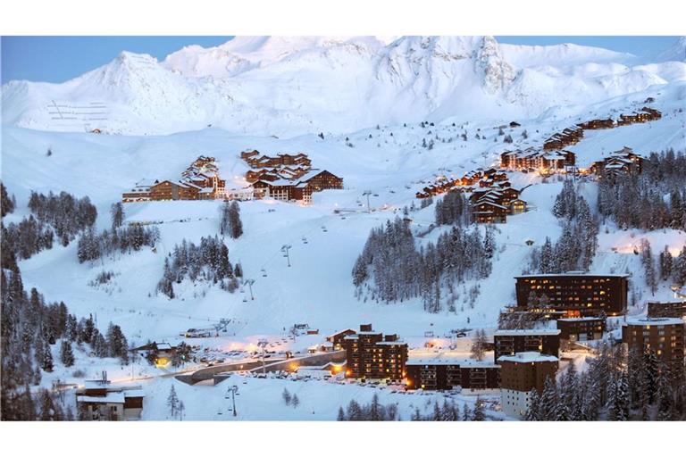 Bei Lawinenabgängen in den französischen Alpen, darunter im Skigebiet La Plagne, gab es Tote. (Archivbild)