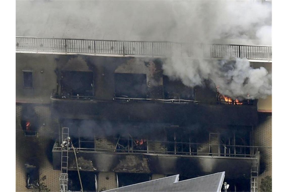 Bei mutmaßlicher Brandstiftung in dem Animationsstudio sind mindestens 13 Menschen ums Leben gekommen. Foto: kyodo