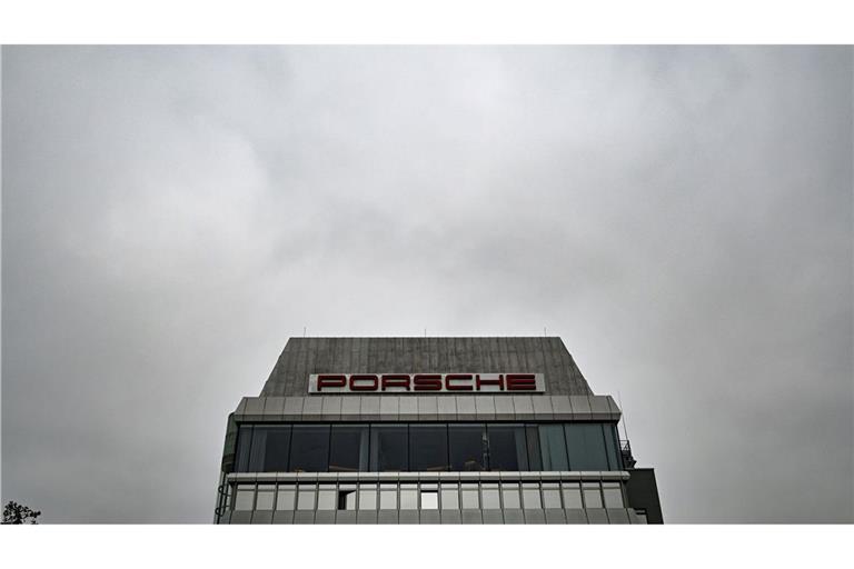 Bei Porsche sind Gespräche über eine Verschärfung des Sparkurses angelaufen.