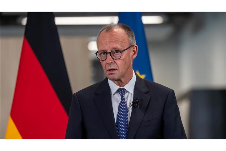 Bei seinem Besuch in Großbritannien äußerte der Kanzler sich zu den Gesprächen mit den USA über Patriot-Systeme für die Ukraine.