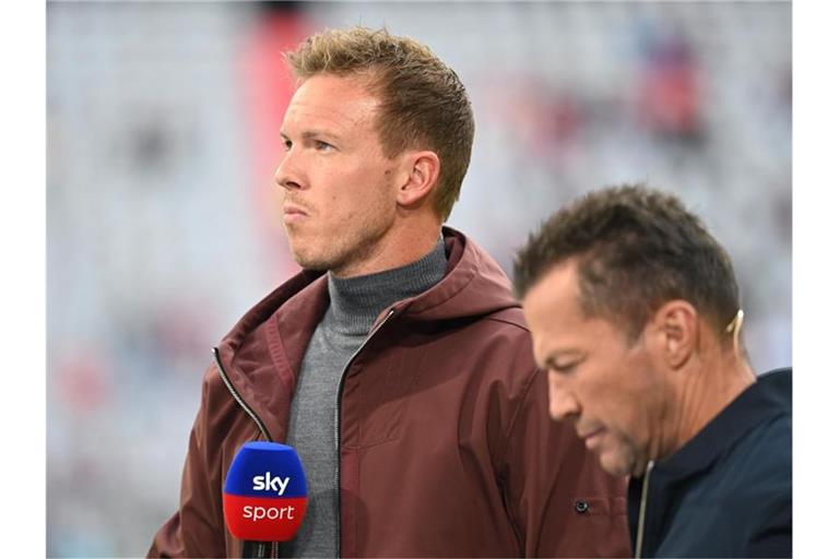Bei seinem Trainer-Ranking hat Experte Lothar Matthäus dem neuen Bayern-Coach Julian Nagelsmann (l) mit einer Eins bewertet. Foto: Sven Hoppe/dpa