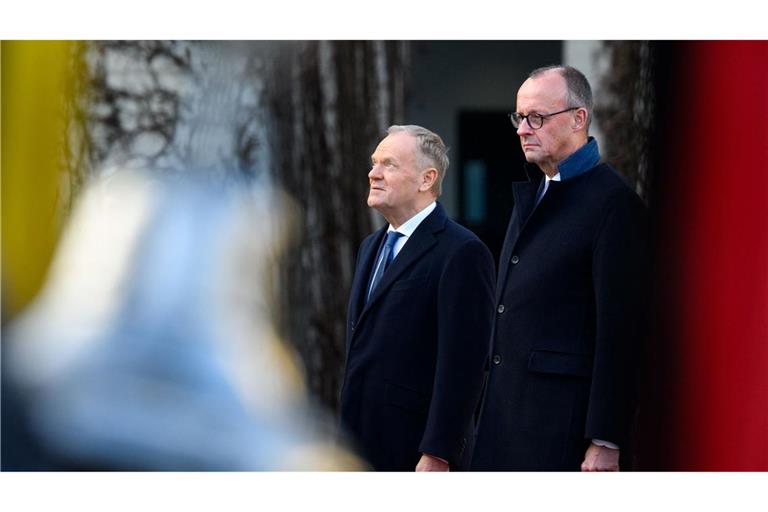 Bei Verteidigung und Ukraine einig, bei der Kriegs-Vergangenheit nicht.