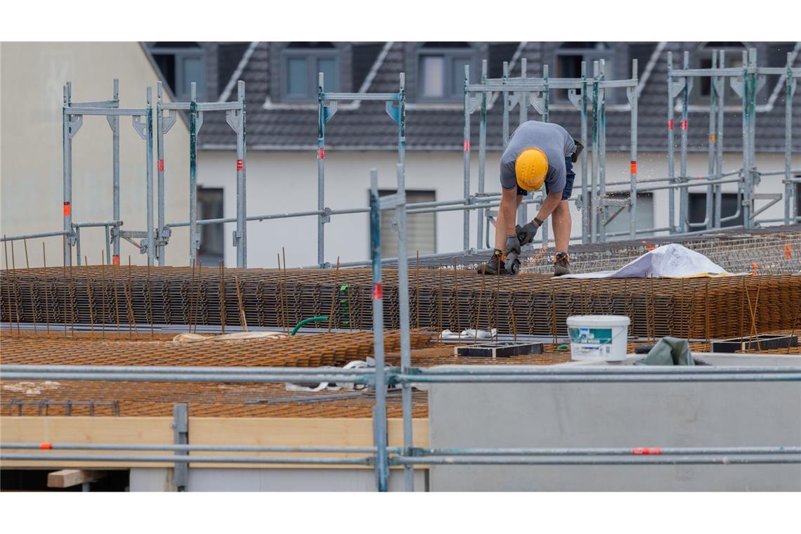 Neue Regierung - gute Stimmung im Land? Bei vielen Unternehmen herrscht mehr Zuversicht - aber einige Wirtschaftsverbände finden die Stimmung besser als die Lage. (Archivbild)