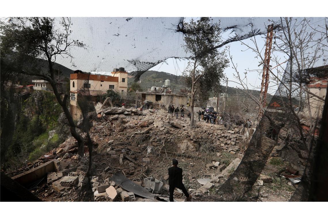 Bei zwei Luftangriffen wurden am Mittwochabend nach libanesischen Angaben mindestens neun Menschen getötet.