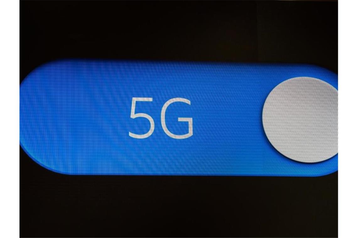 Beim 5G-Ausbau gibt es immer mehr Vorbehalte gegen den chinesischen Ausrüster Huawei. Foto: Christophe Gateau/dpa