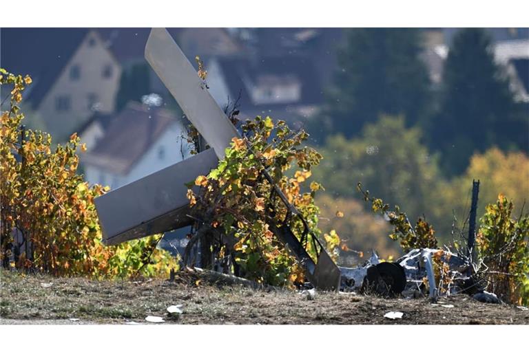 Beim Absturz eines Kleinflugzeuges im Landkreis Heilbronn in Baden-Württemberg sind zwei Menschen ums Leben gekommen. Jetzt steht fest, woher die Maschine stammte.