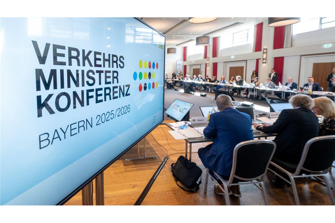 Beim Deutschlandticket stellte die Verkehrsministerkonferenz die Weichen für einen Preismechanismus, der ab 2027 gelten soll.