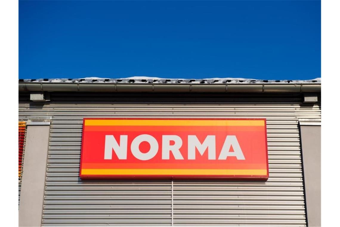 Listerien in Frikadellen: Schon früher Hygienemängel bekannt Beim Discounter Norma mussten Fleischprodukte wegen eines Listerien-Verdachts aus dem Verkauf genommen werden. Foto: Arno Burgi/dpa-Zentralbild/dpa