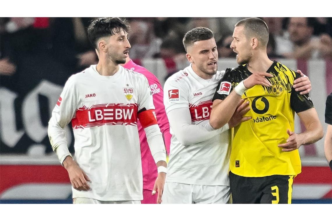 Beim Duell zwischen dem VfB und dem BVB gerieten Atakan Karazor, Ermedin Demirović und Ex-VfB-Innenverteidiger Waldemar Anton aneinander.