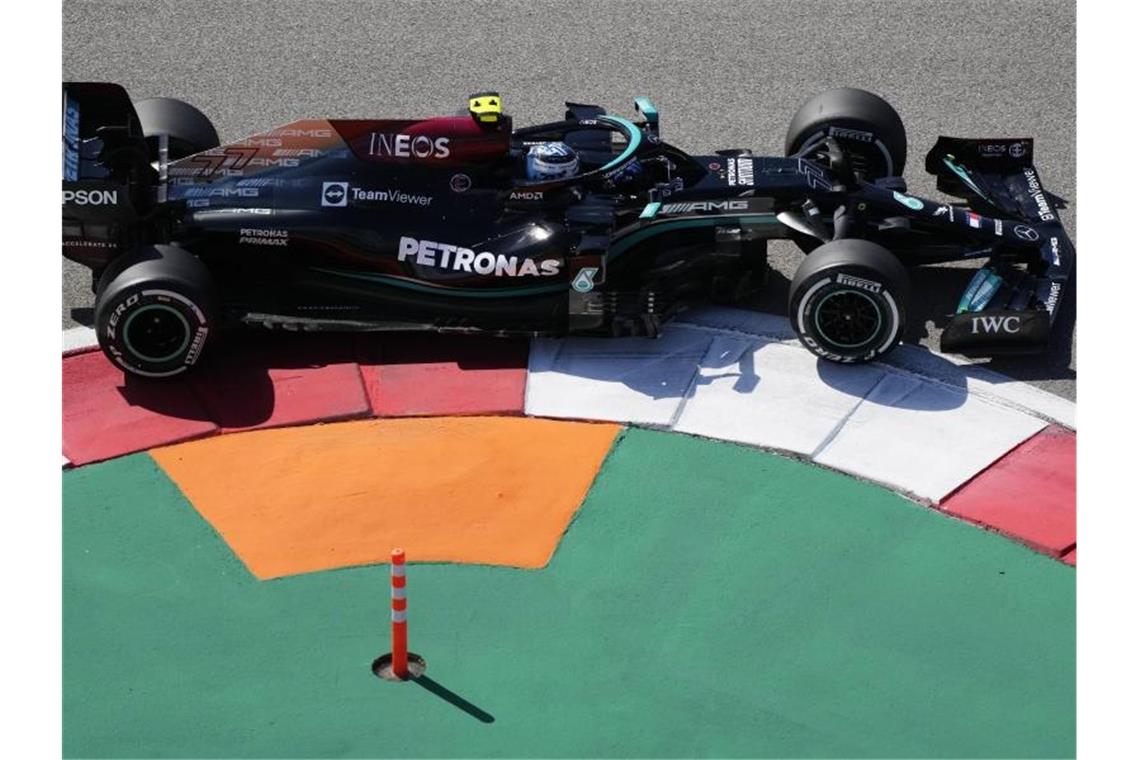 Beim ersten Training in Russland Schnellster: Valtteri Bottas. Foto: Sergei Grits/AP/dpa