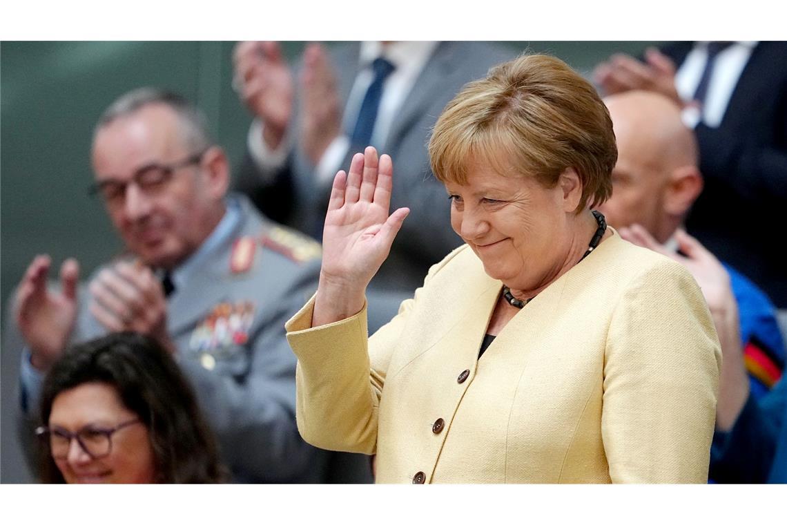 Merkel gratuliert Merz: Wünsche Kraft, Fortune und Freude