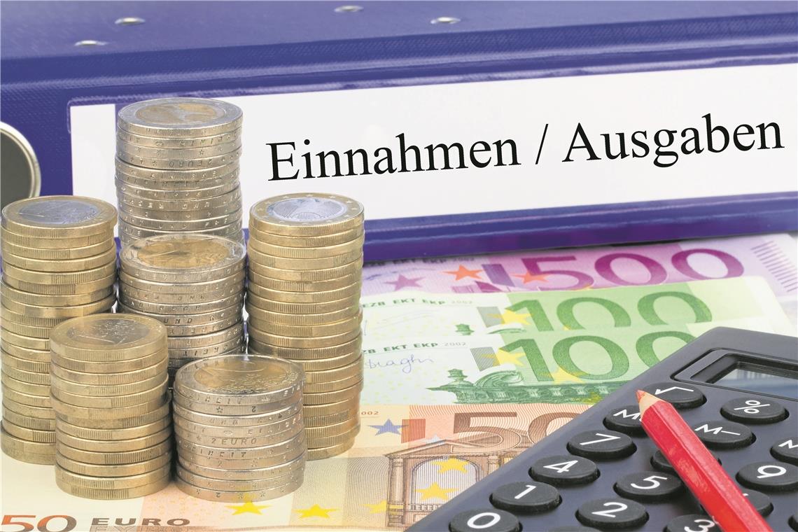 Beim Kreishaushalt geht es um eine Summe von über einer halben Milliarde Euro. Symbolfoto: Stock Adobe