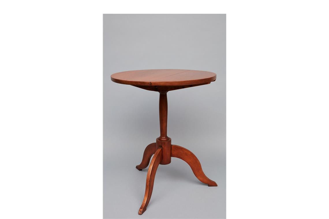 Möbel im Shaker Stil – cooles Design für die Ewigkeit Beistelltisch, Mount Lebanon, New York, ca. 1820-50.