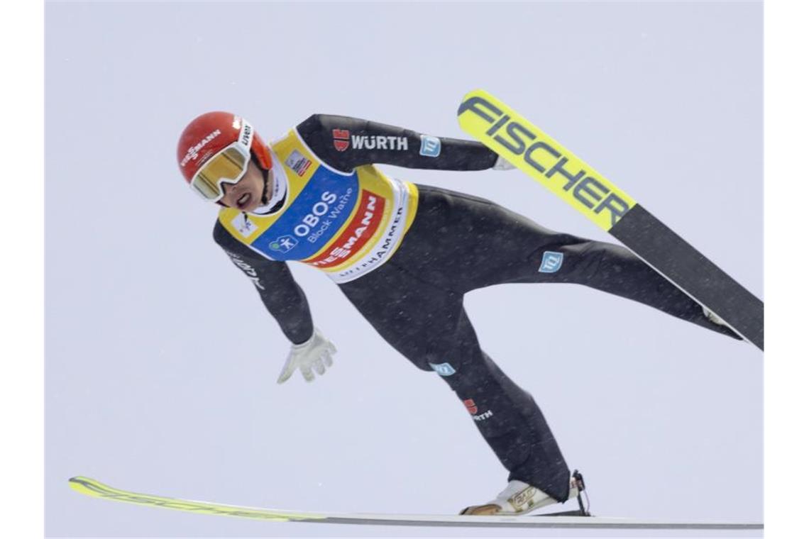 Deutsche Kombinierer werden Zweite in der Staffel Belegte mit Deutschlands Kombinieren Platz zwei in Lillehammer: Erik Frenzel. Foto: Geir Olsen/NTB/AP/dpa