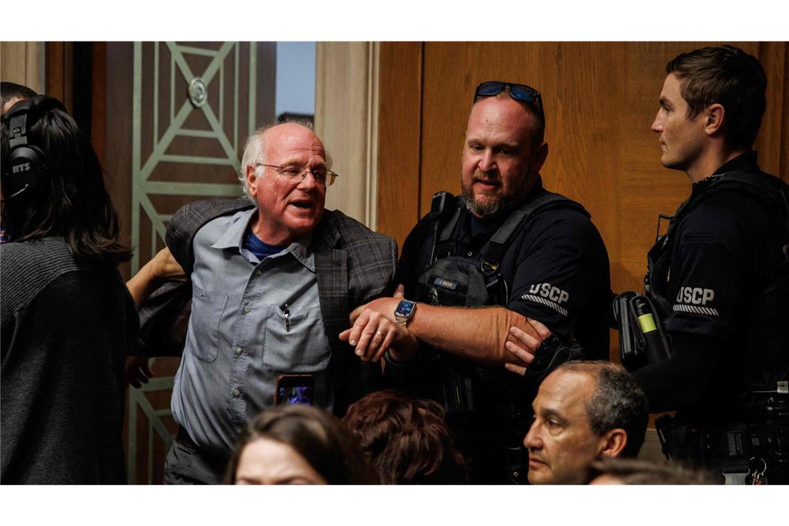Ben & Jerry’s-Gründer im Kapitol in Handschellen abgeführt Ben Cohen wurde im US-Kongress festgenommen.