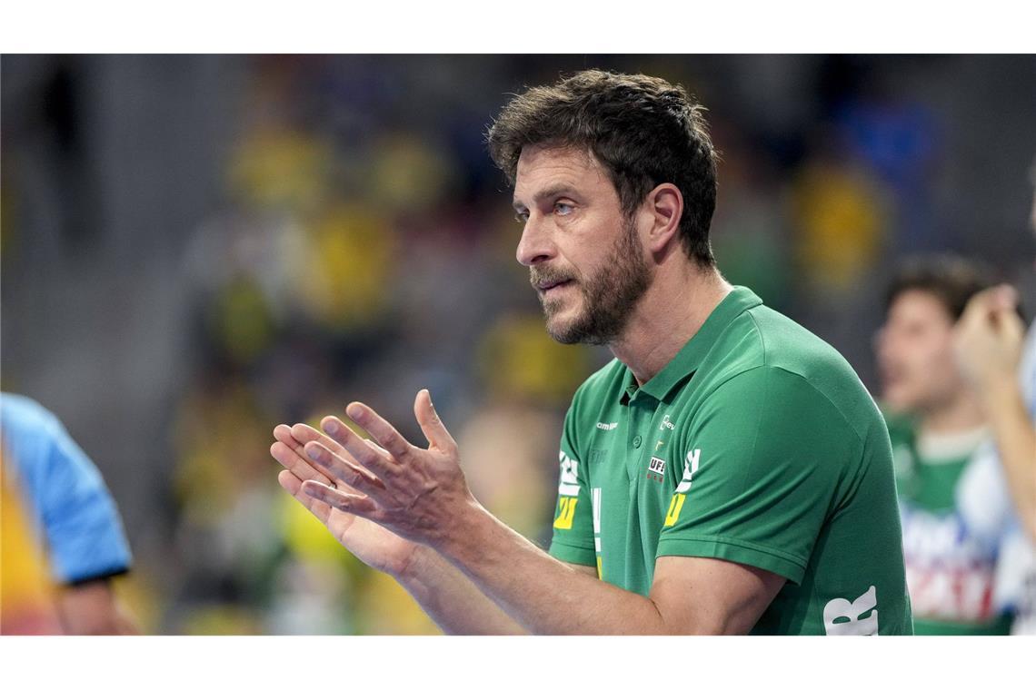Ben Matschke (Frisch Auf Göppingen, 43 Jahre alt): Matschke führte die Eulen Ludwigshafen 2017 zurück in die Bundesliga und erarbeitete sich mit spektakulären Klassenerhalten den Ruf eines Kämpfer-Trainers. Nach Stationen in Minden und bei den Rhein-Neckar Löwen übernahm er 2024 Frisch Auf Göppingen. Dort soll er als Trainer und Teammanager eine neue Ära einleiten.
