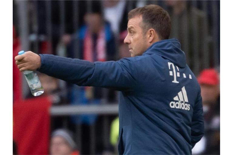Bereitet den FC Bayern auf den Re-Start nach der Corona-Pause vor: Coach Hansi Flick. Foto: Sven Hoppe/dpa
