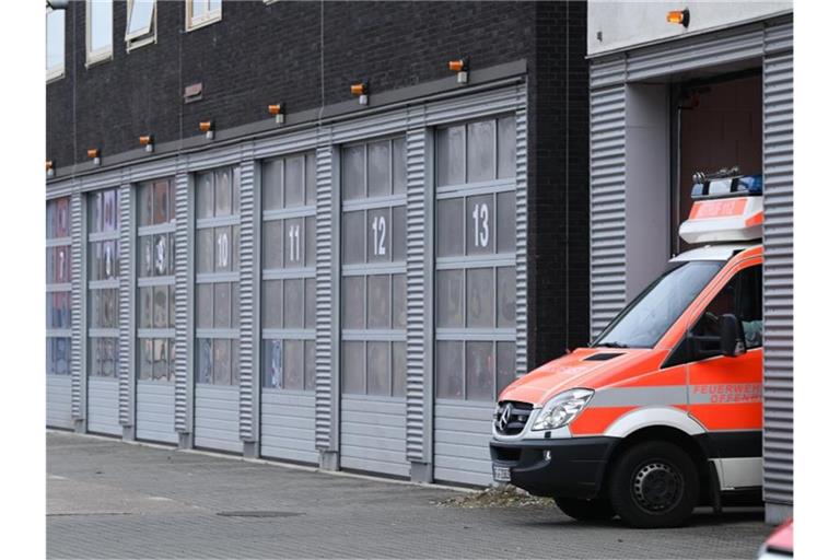 Bereits 2018 hatte der EuGH grundsätzlich bejaht, dass Bereitschaftsdienste, bei denen Arbeitnehmer innerhalb kurzer Zeit für einen Einsatz zur Verfügung stehen müssen, als Arbeitszeit zählen. Foto: Arne Dedert/dpa