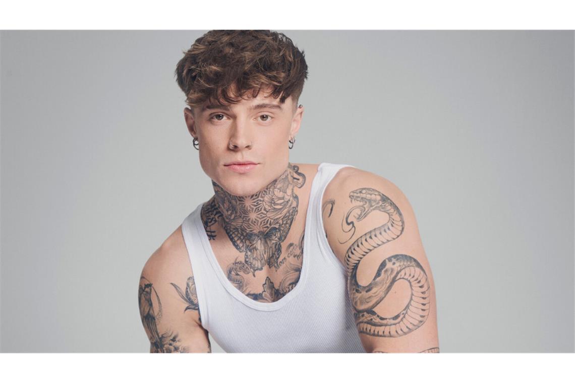 Sorge um GNTM-Kandidat Samuel: „Hatte nichts gegessen“ Bereits in einer früheren Folge musste Samuel ein Casting auslassen – Grund war eine alte Verletzung.