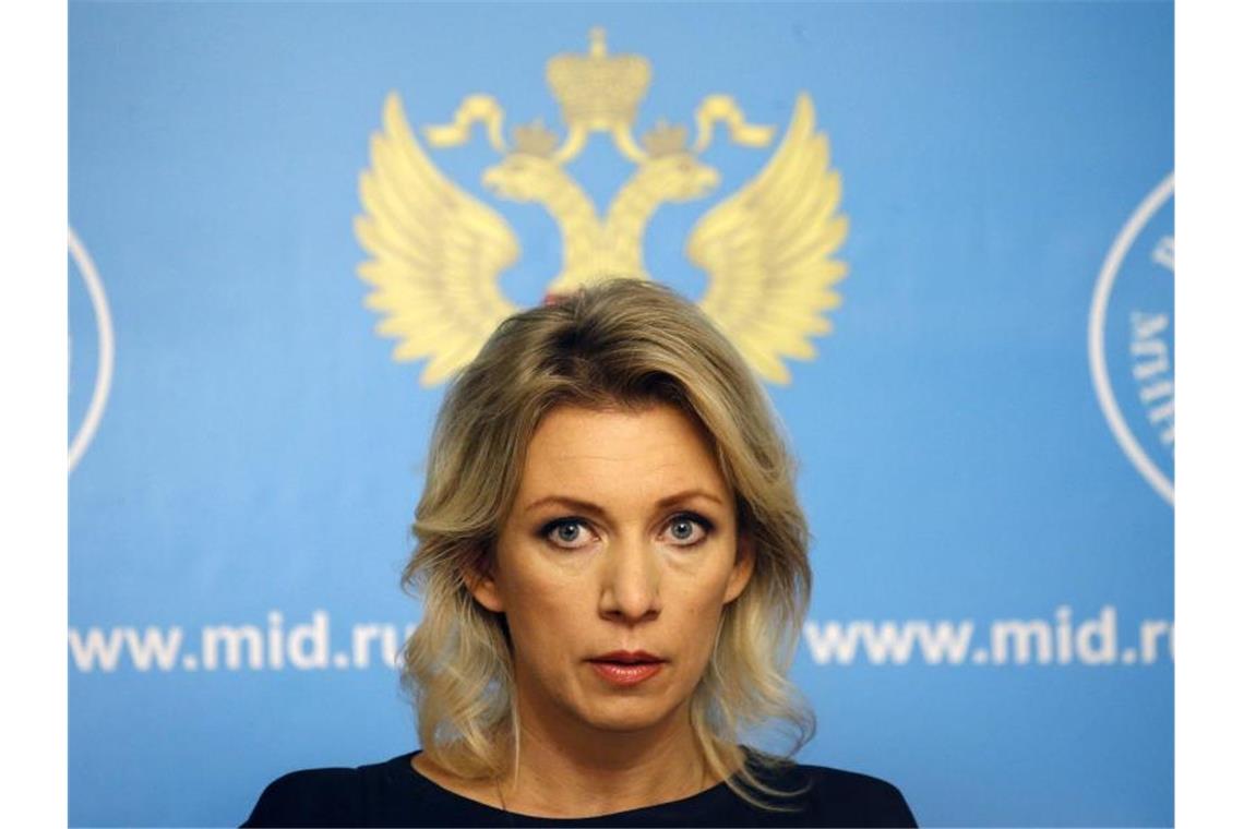 Moskau wirft Berlin „Bluff“ im Fall Nawalny vor „Berlin blufft, um einem schmutzigen politischen Getue dienlich zu sein“: Maria Sacharowa. Foto: Maxim Shipenkov/EPA/dpa