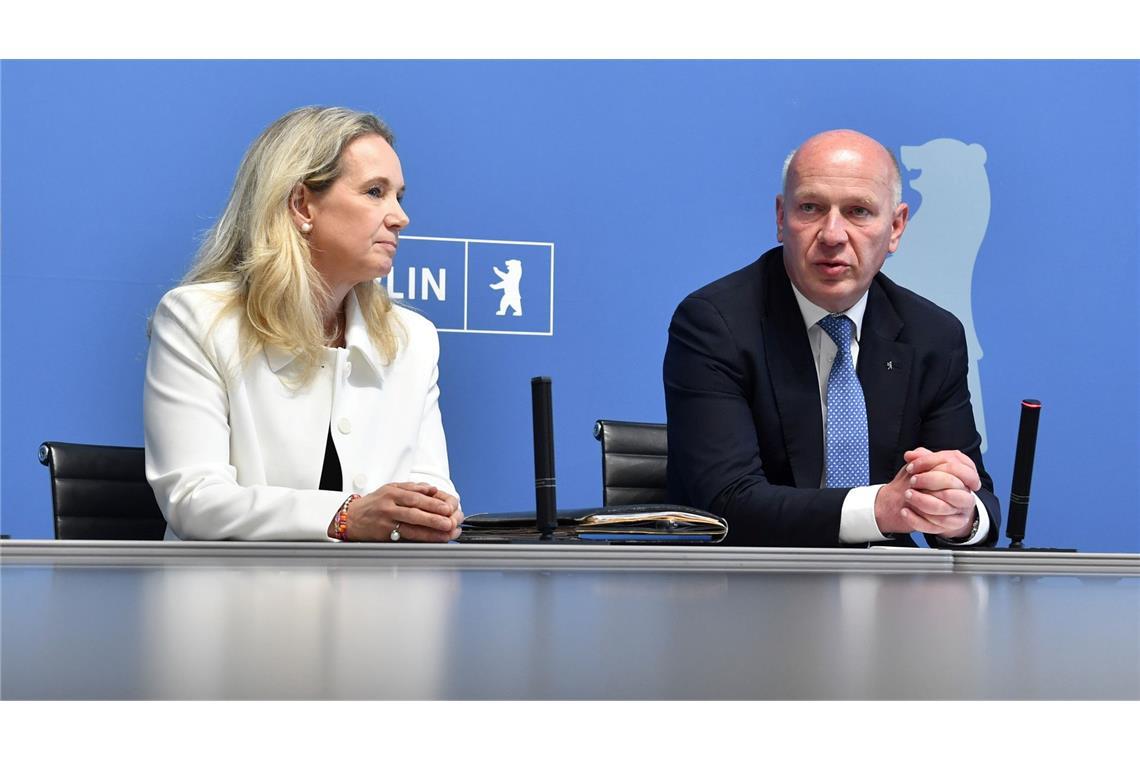 Staatssekretärin Wedl-Wilson wird neue Kultursenatorin Berlins Regierender Bürgermeister Kai Wegner (CDU) hält Sarah Wedl-Wilson für die genau Richtige für das Senatorenamt.