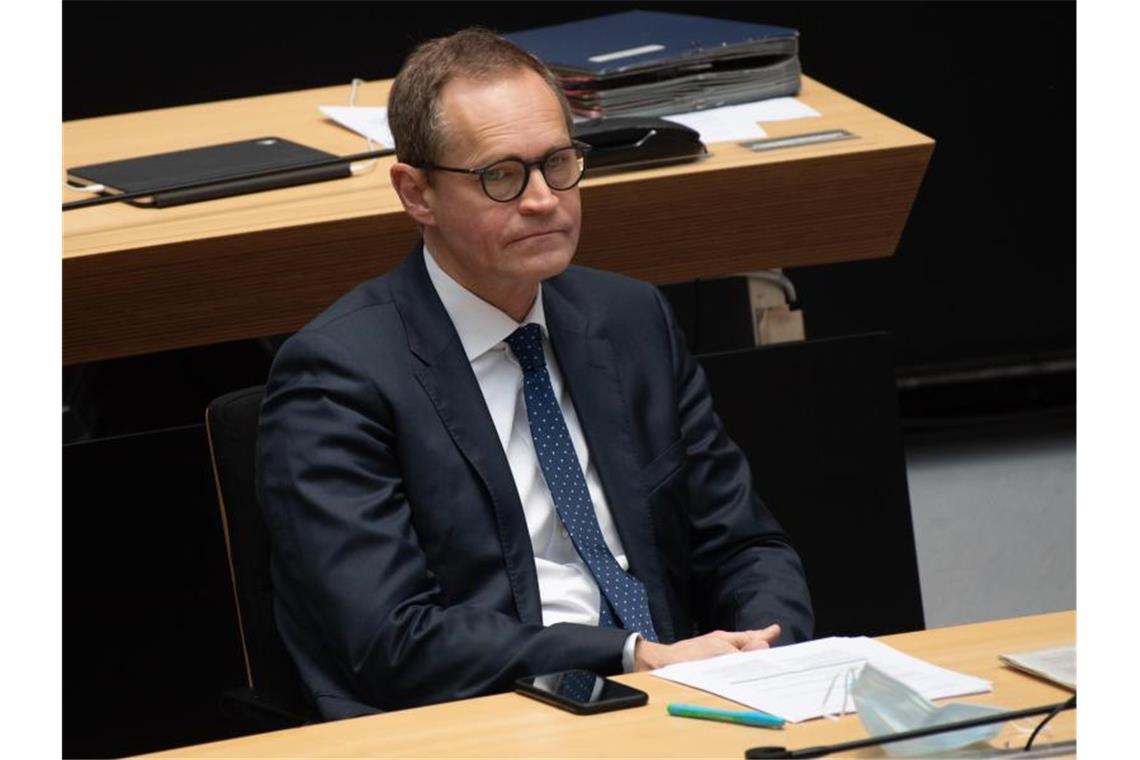 Forderungen nach Öffnungsplan werden lauter Berlins Regierender Bürgermeister Michael Müller hat zur nächsten Ministerpräsidentenkonferenz einen Stufenplan für Öffnungsschritte versprochen. Foto: Paul Zinken/dpa-Zentralbild/dpa