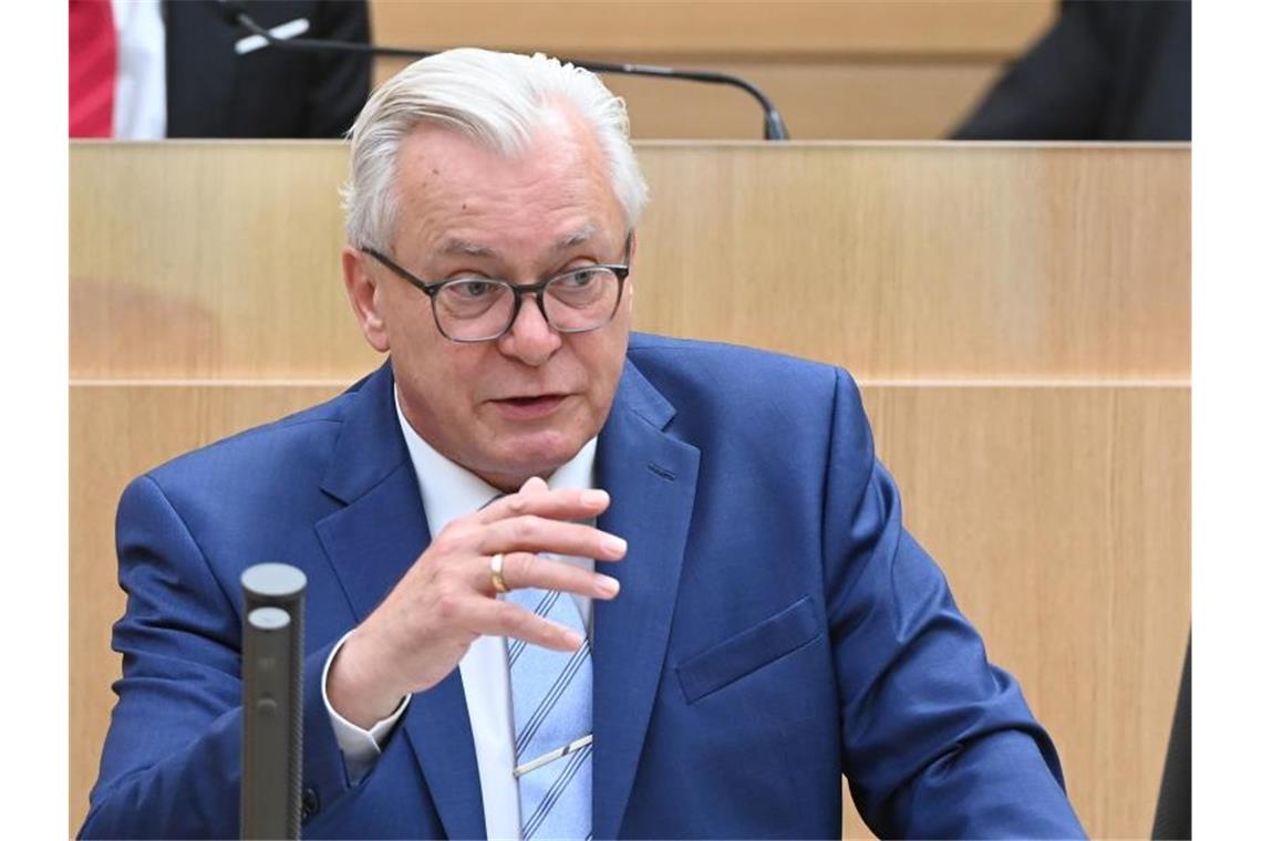 Bernd Gögel, AfD-Fraktionsvorsitzender im Landtag von Baden-Württemberg, spricht. Foto: Bernd Weißbrod/dpa/Archivbild