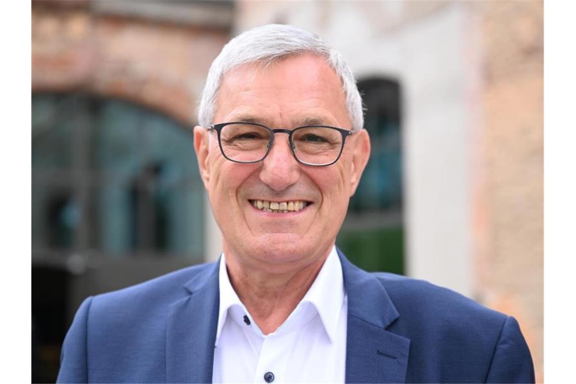 Linken-Kandidat Riexinger enttäuscht über Wahlergebnis Bernd Riexinger (Die Linke) lächelt. Foto: Bernd Weißbrod/Swr/Dpa/dpa/Archivbild