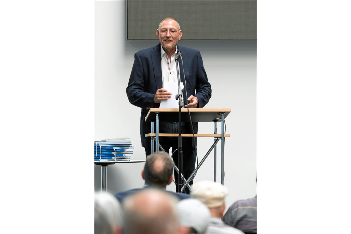 Bernhard Lattner sprach über den Katalog.