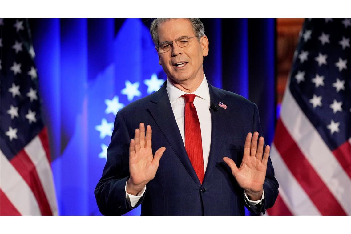 Bessent sprach im USA-House in Davos mit der Presse.