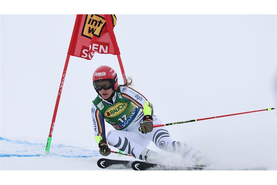 Scheib feiert Heimsieg bei Ski-Auftakt - Dürr beste Deutsche Beste Deutsche beim Alpin-Auftakt in Sölden: Lena Dürr.