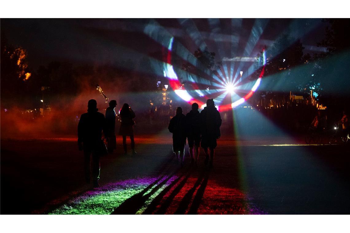 Bilder des Tages Besucher auf dem Gelände des Fusion-Festivals.