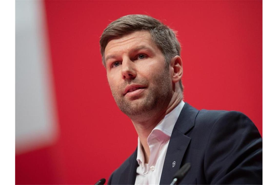 Bewirbt sich um das Präsidentenamt beim VfB Stuttgart: Thomas Hitzlsperger, Vorstandsvorsitzender des Vereins. Foto: Tom Weller/dpa