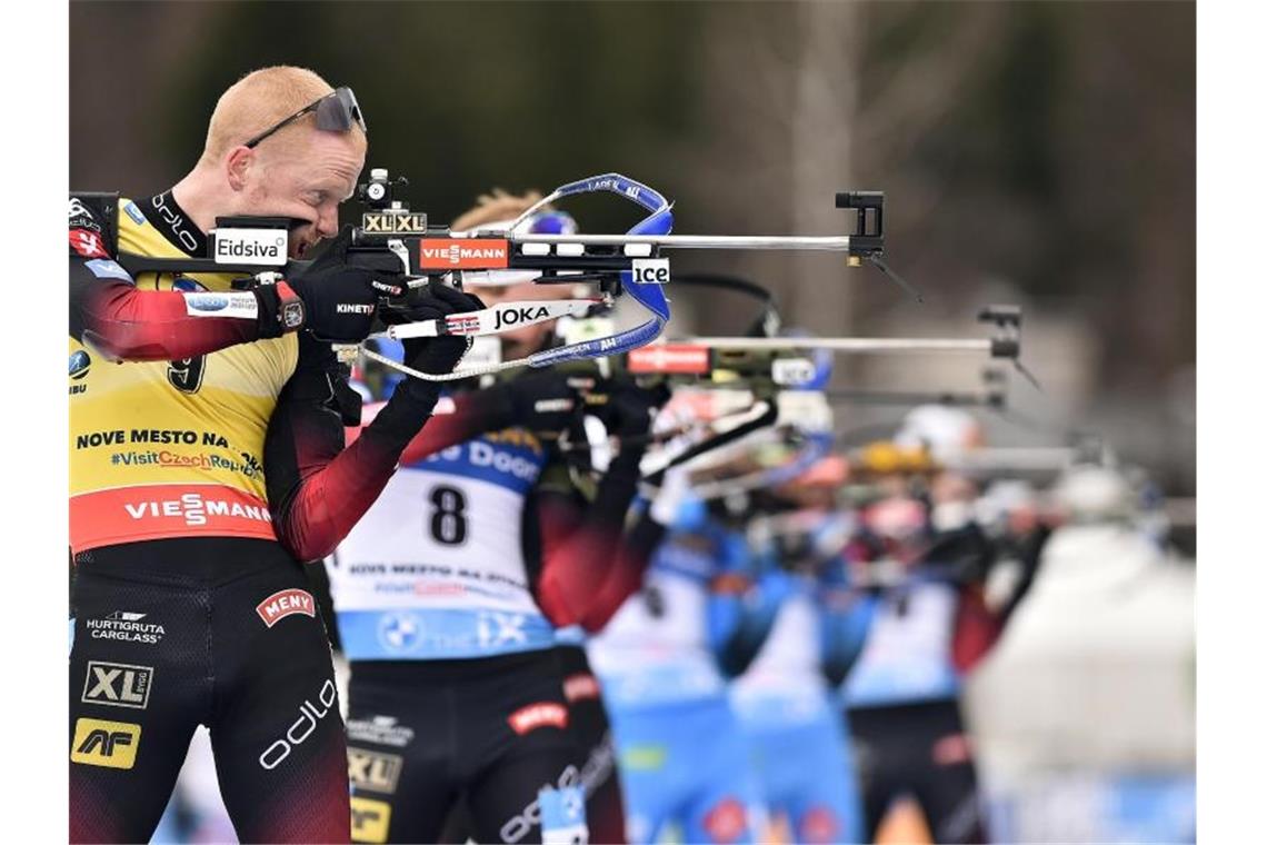 Wintersport lockt stundenlang Millionen vor Bildschirm Biathlon bleibt die Lieblingsdisziplin der TV-Zuschauer. Foto: Lubos Pavlicek/CTK/AP/dpa