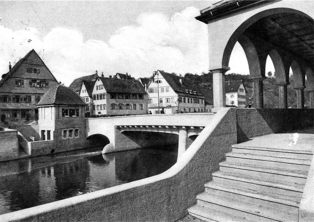 Dritter Bildband mit historischen Fotos