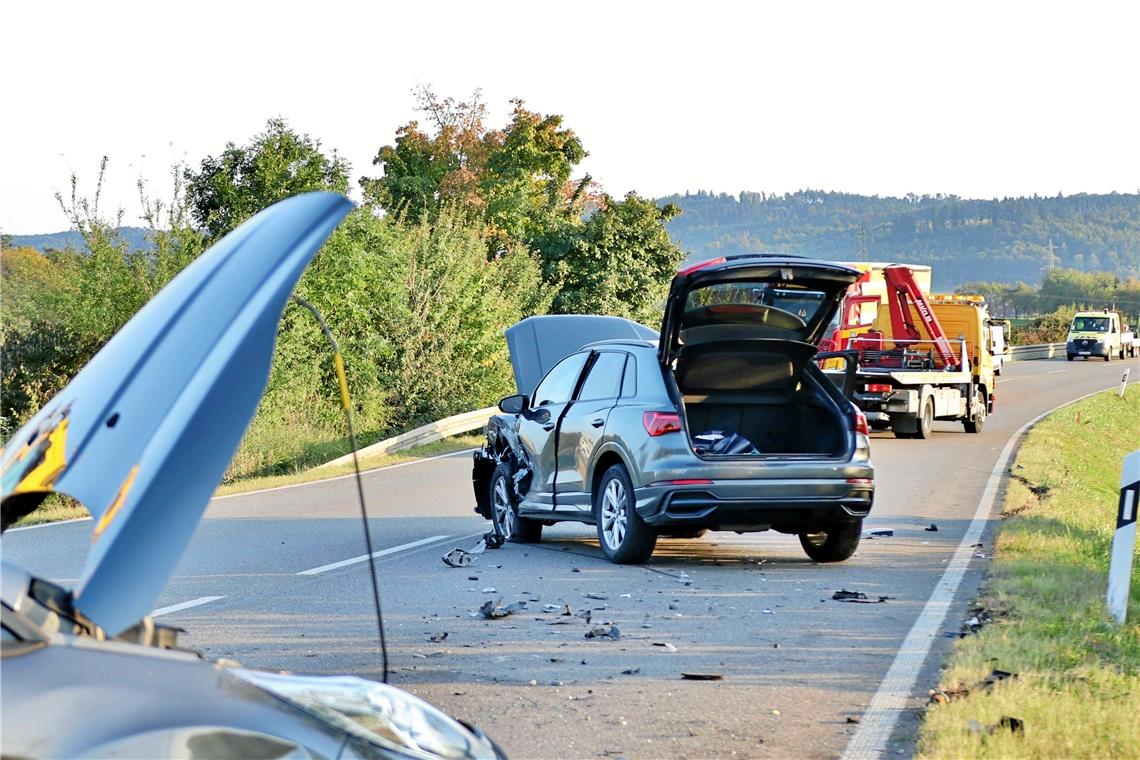 Zusammenstoß auf der B14 bei Backnang Zusammenstoß auf der B14 bei Backnang
